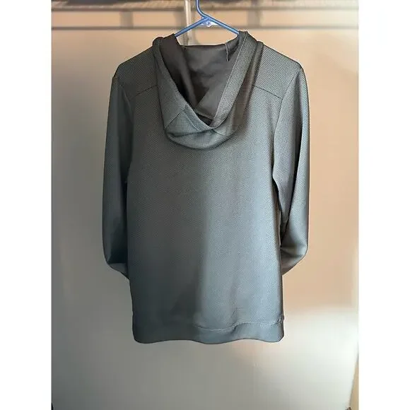 All in Motion Pullover Size Small - Picture 2 of 3